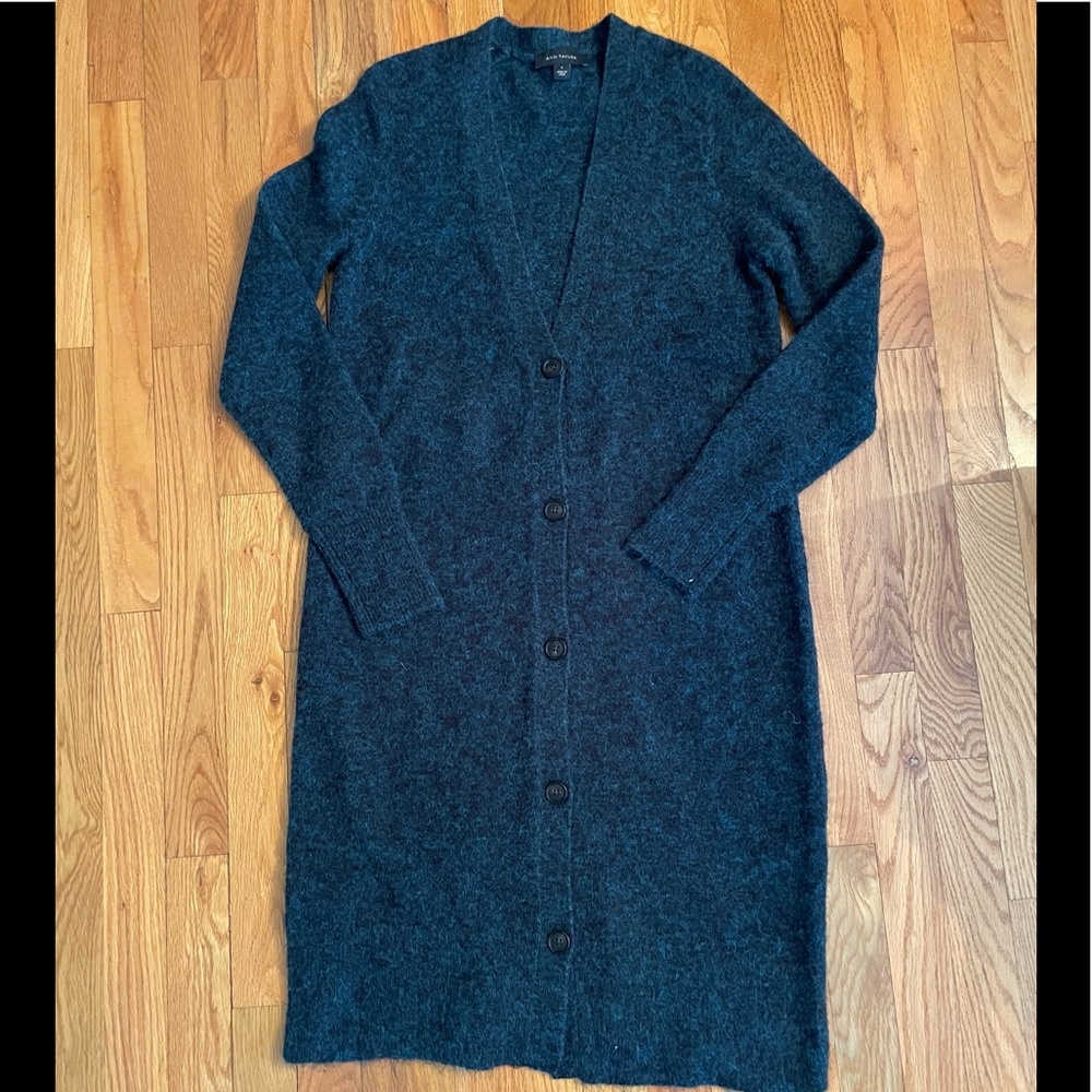 New Without Tags Ann Taylor Boyfriend Cardigan
